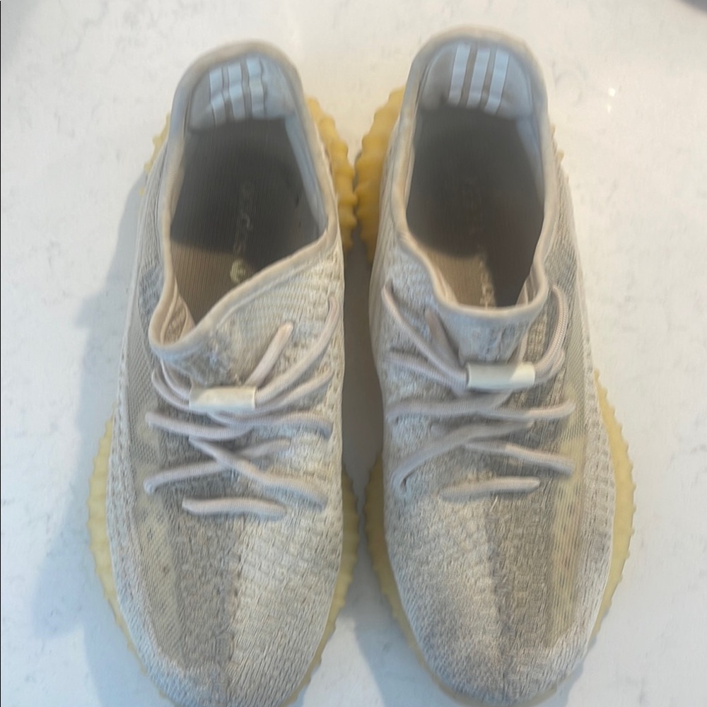 Adidas Yeezy Boost 350 V2 Beige